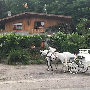  Frühstückspension Al Cervo Tra I Laghi