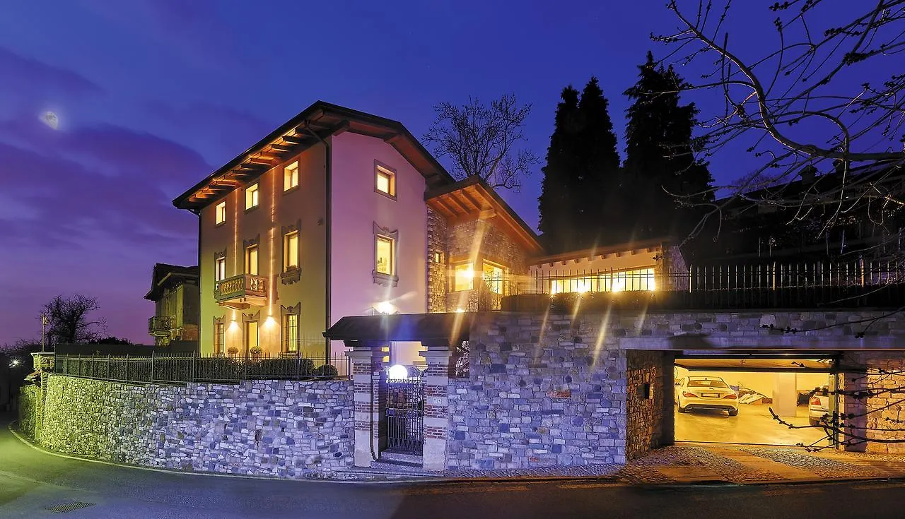 Luna Del Colle B&B contacts